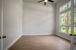 215 Lilac Tree Ct, Willis, TX 77318 - Photo 23