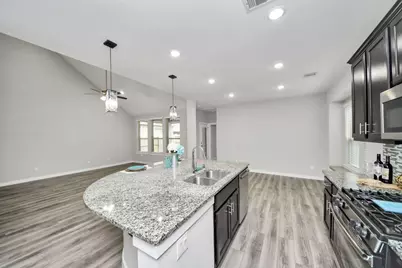 15746 Highlands Cove Drive, Humble, TX 77346 - Photo 7