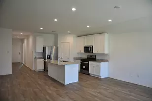 31303 Yatesbury Ln, Fulshear, TX 77441 - Photo 11
