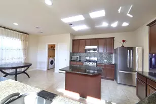 6307 Falling Briar Lane, Sugar Land, TX 77479 - Photo 9