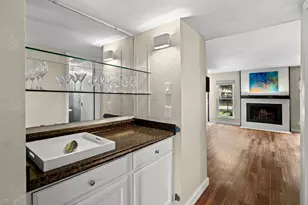 1500 Sandy Springs Rd, Houston, TX 77042 - Photo 7