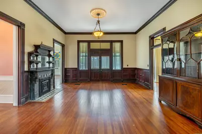 209 E Fannin Street, La Grange, TX 78945 - Photo 5