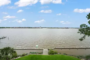 401 Lakeside Ln, Houston, TX 77058 - Photo 23
