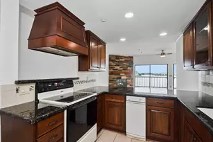 401 Lakeside Ln, Houston, TX 77058 - Photo 3