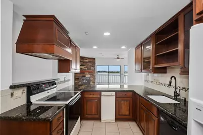 401 Lakeside Lane #311, Houston, TX 77058 - Photo 5