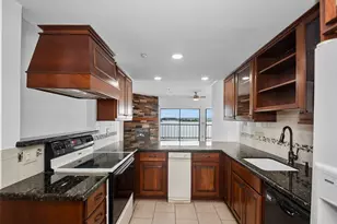 401 Lakeside Ln, Houston, TX 77058 - Photo 5