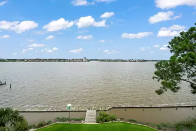 401 Lakeside Lane #311, Houston, TX 77058 - Photo 15