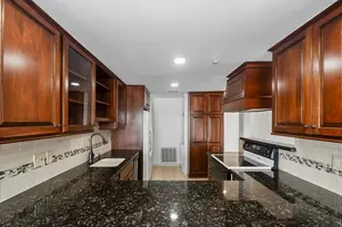 401 Lakeside Ln, Houston, TX 77058 - Photo 7