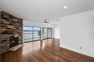 401 Lakeside Ln, Houston, TX 77058 - Photo 1
