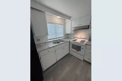 403 Avenue E, San Leon, TX 77539 - Photo 9