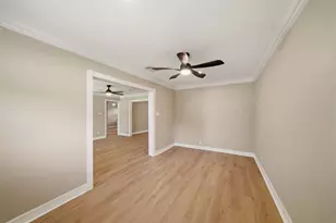 417 13th Ave N, Texas City, TX 77590 - Photo 9