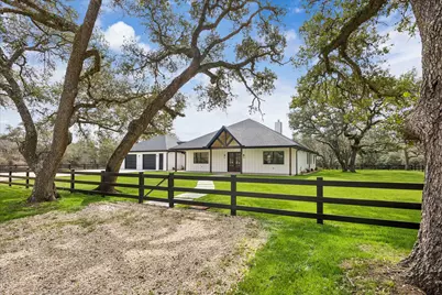 1109 County Road 157, Columbus, TX 78934 - Photo 31