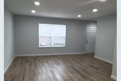 10126 Emnora Lane, Houston, TX 77080 - Photo 5