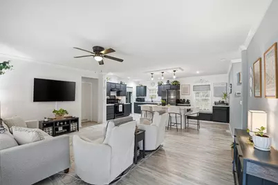 395 County Road 3891 S, Cleveland, TX 77328 - Photo 7