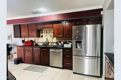 9610 Tarragon Lane, Houston, TX 77036 - Photo 11