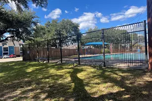 9610 Tarragon Ln, Houston, TX 77036 - Photo 23