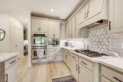 2600 Silverstone Way, Conroe, TX 77304 - Photo 15