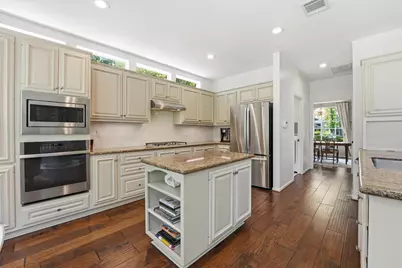 37 Treescape Circle, The Woodlands, TX 77381 - Photo 7