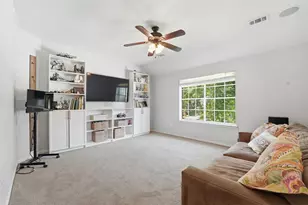37 Treescape Cir, The Woodlands, TX 77381 - Photo 15