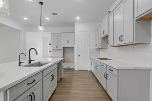 30815 Swift Hl Ln, Waller, TX 77484 - Photo 3