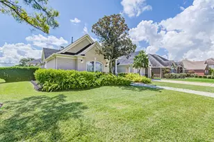 10326 Park Meadow Dr, Houston, TX 77089 - Photo 3