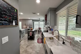 12822 Skyknoll Ln, Houston, TX 77082 - Photo 11