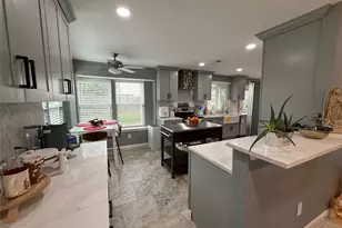 12822 Skyknoll Ln, Houston, TX 77082 - Photo 9