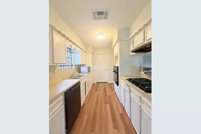 4410 Longhorn Drive, Baytown, TX 77521 - Photo 9