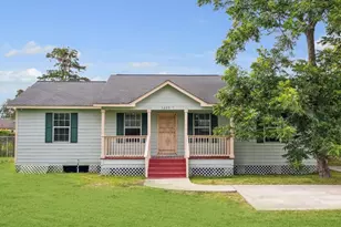 3229 Persimmon St, Houston, TX 77093 - Photo 1