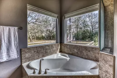 10822 N Korthauer, Bellville, TX 77418 - Photo 21