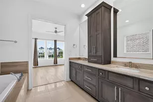 2713 Kinsley Oaks Dr, Houston, TX 77007 - Photo 13