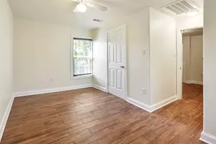 4606 Antha St, Houston, TX 77016 - Photo 9