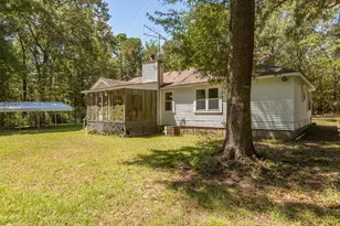 133 Oak Hollow St, Huntington, TX 75949 - Photo 33