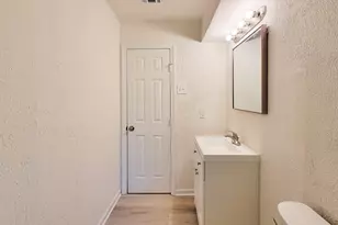 6 Sowell Ln, Huntsville, TX 77320 - Photo 15