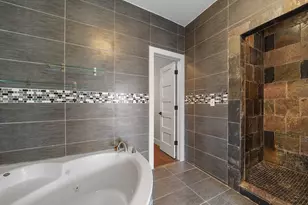 3006 Chenevert St, Houston, TX 77004 - Photo 9