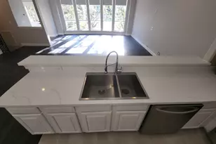 3006 Chenevert St, Houston, TX 77004 - Photo 13