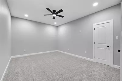 9026 Lawncliff Lane, Houston, TX 77040 - Photo 27