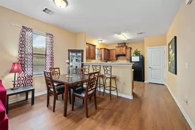 2709 Virginia Street, La Marque, TX 77568 - Photo 5