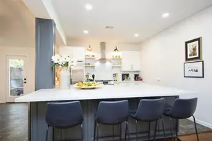 1818 Haver St, Houston, TX 77006 - Photo 3