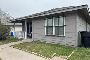 9730 Linares Dr, Houston, TX 77078 - Photo 1