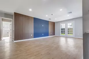 10406 Willowisp Dr, Houston, TX 77035 - Photo 9