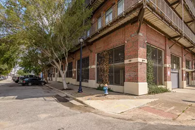 2205 McKinney Street #309, Houston, TX 77003 - Photo 3