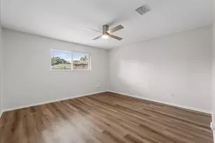 1918 Crooked Creek Ln, Pearland, TX 77581 - Photo 25