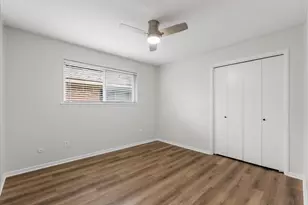 1918 Crooked Creek Ln, Pearland, TX 77581 - Photo 23