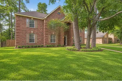 111 Pine Manor Drive, Conroe, TX 77385 - Photo 1