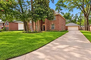 111 Pine Manor Dr, Conroe, TX 77385 - Photo 3