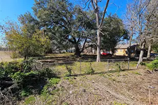 5120 Shreveport Blvd, Houston, TX 77028 - Photo 1