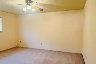 12614 Hunting Briar Dr, Houston, TX 77099 - Photo 7