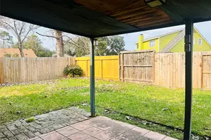 12614 Hunting Briar Dr, Houston, TX 77099 - Photo 13