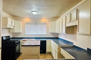 12614 Hunting Briar Dr, Houston, TX 77099 - Photo 5